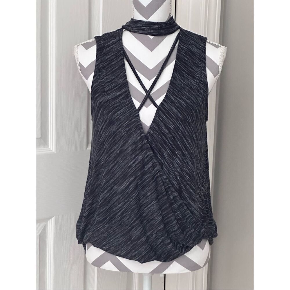 LUSH ladies top